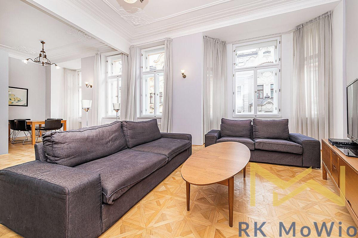 Pronájem bytu 4+kk 146 m²