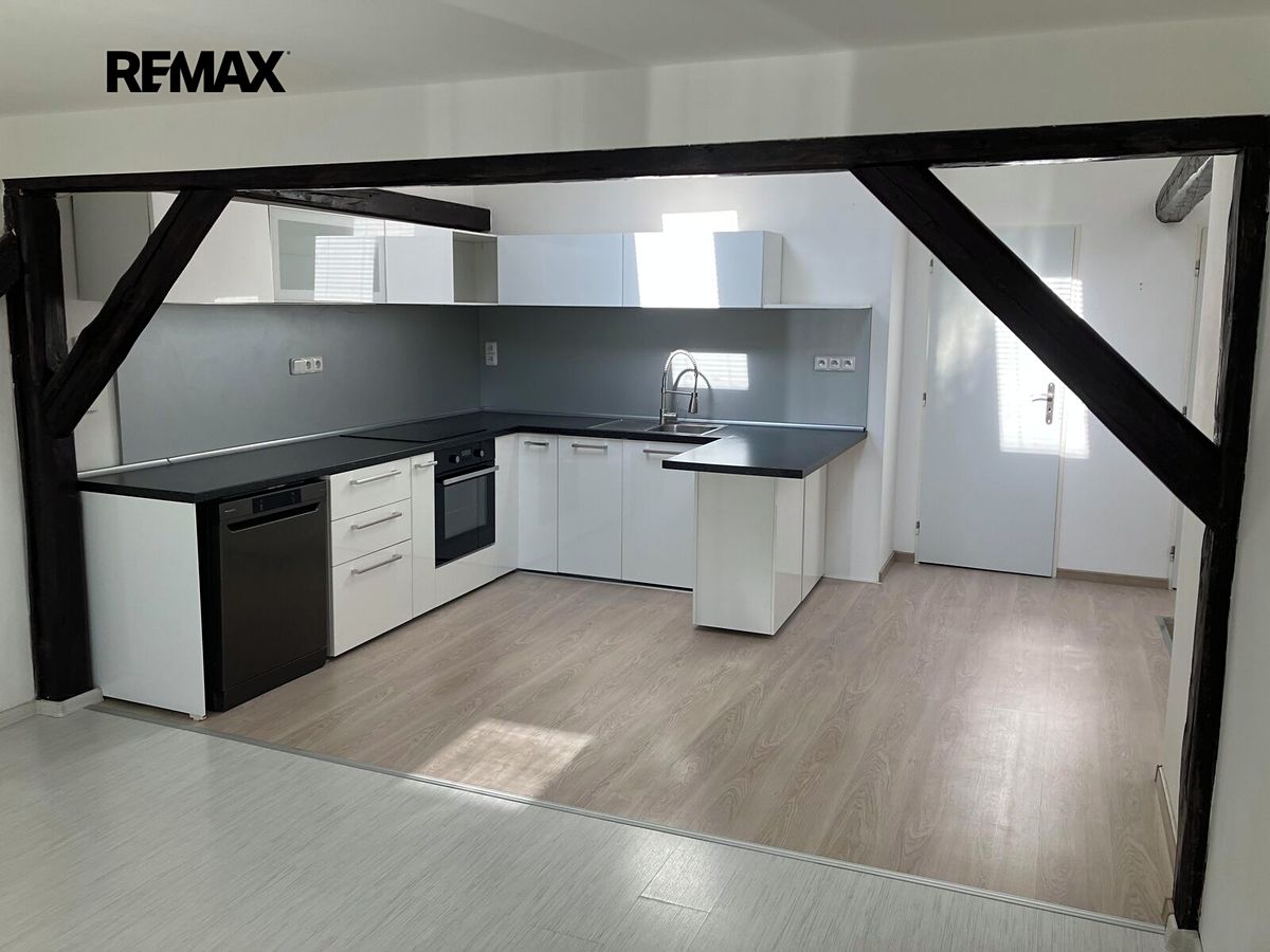 Pronájem bytu 2+kk 58 m²