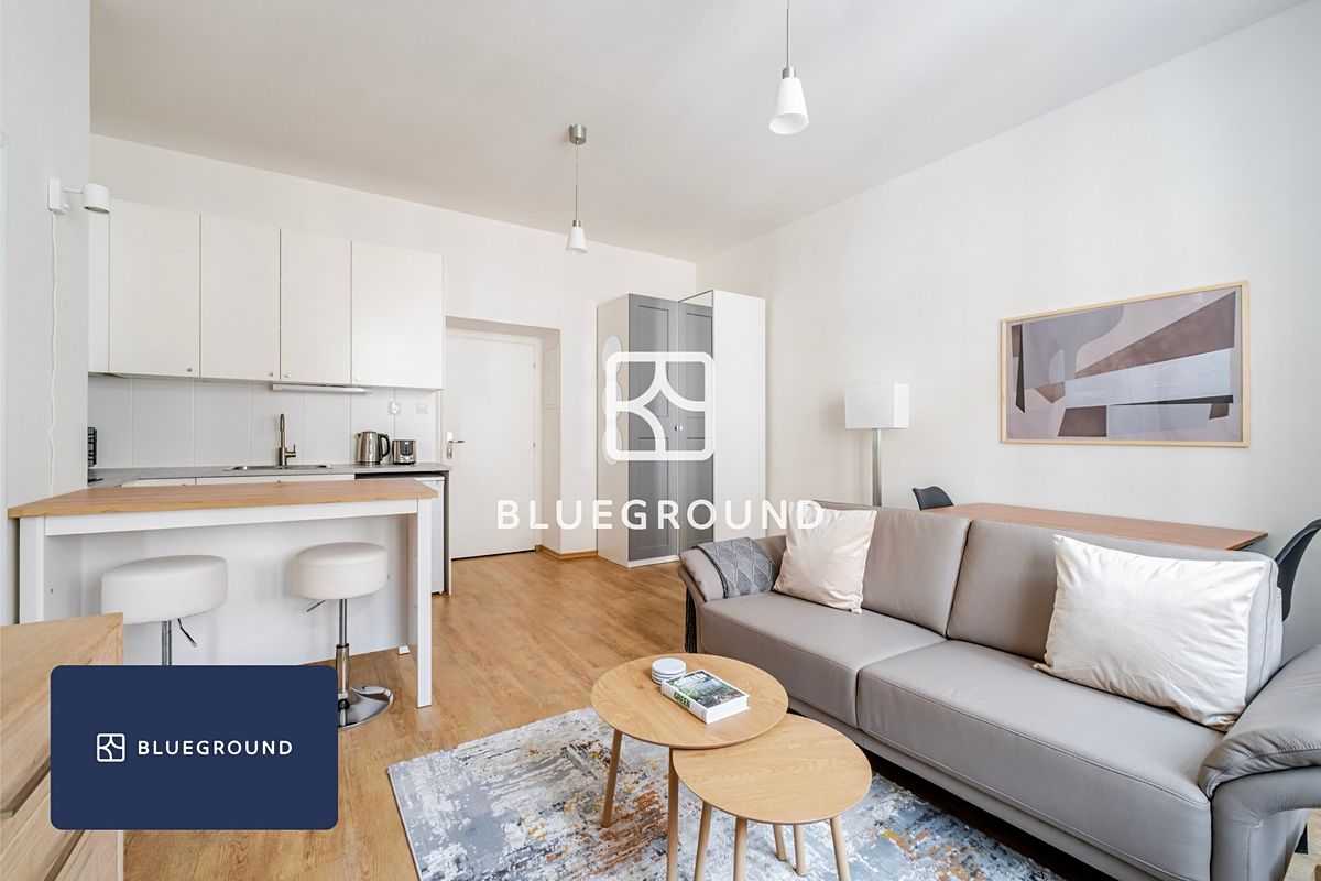 Pronájem bytu 2+kk 42 m² – fotografie 3