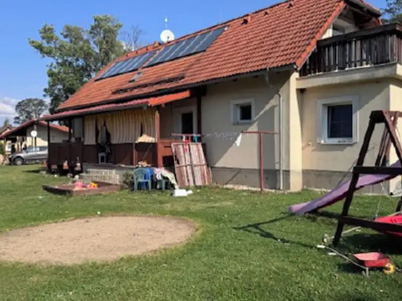 Dražba rodinného domu 260 m², pozemek 1869 m², Jindřichovice – náhled fotky 2