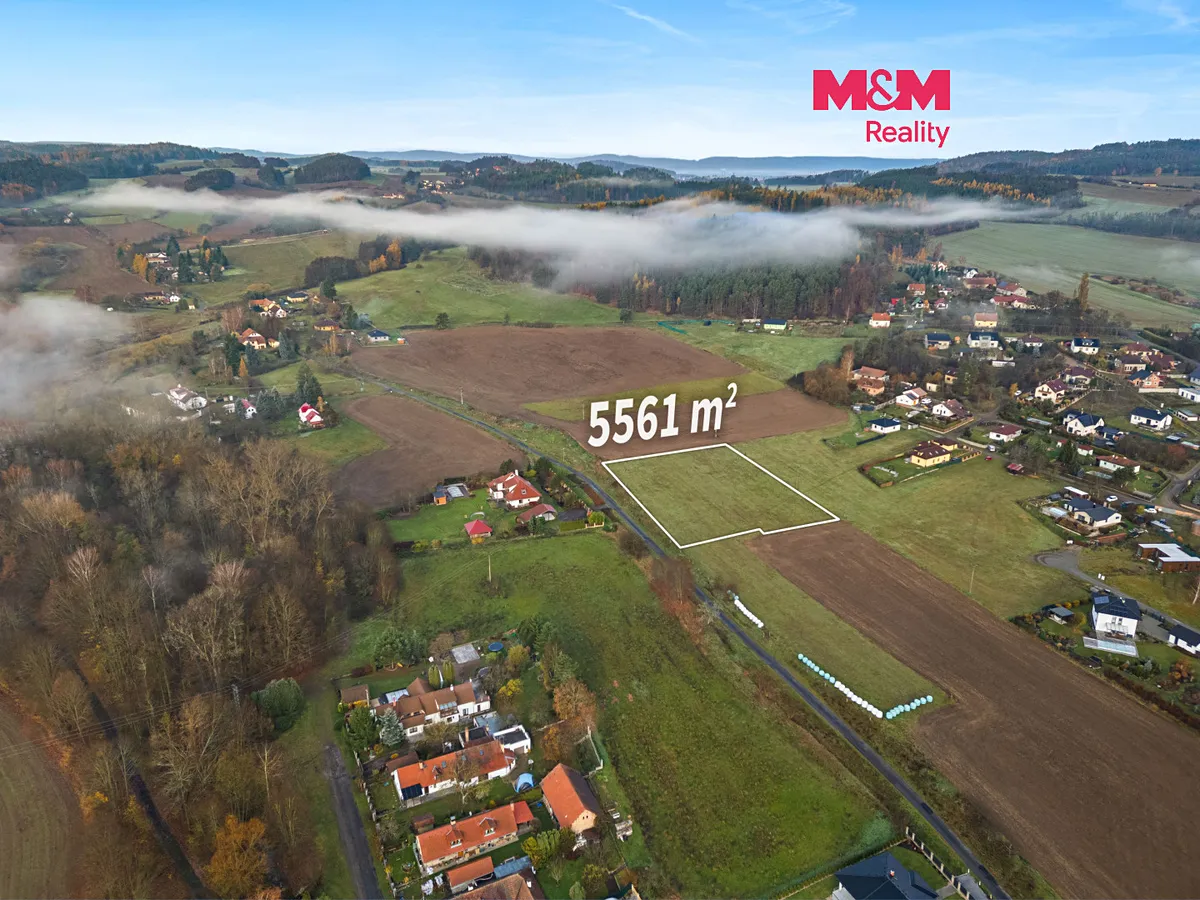 Prodej stavebního pozemku 5561 m²