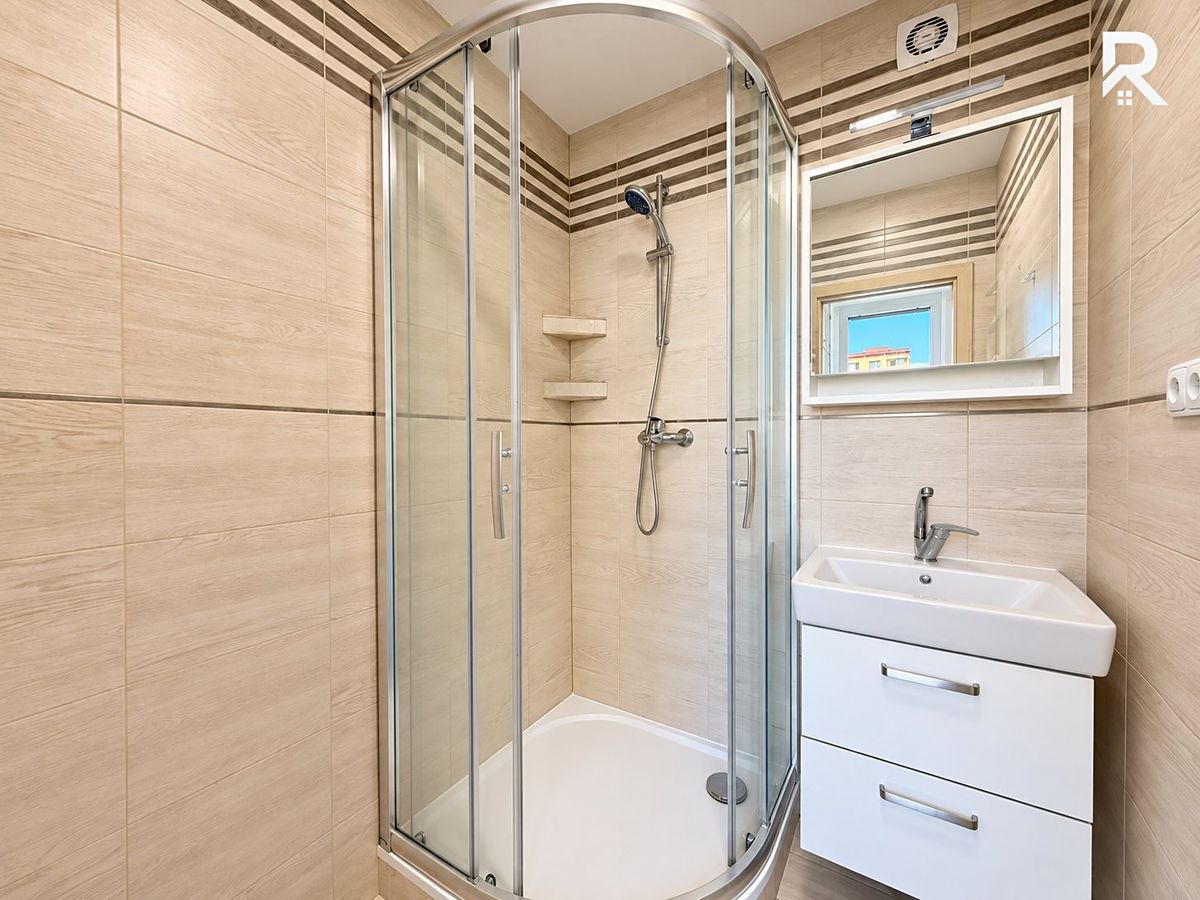 Pronájem bytu 2+1 53 m² – fotografie 2