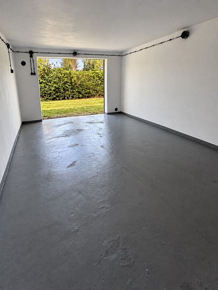 Pronájem garáže 23 m² – fotografie 3