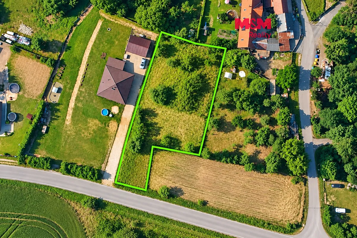 Prodej stavebního pozemku 1771 m²