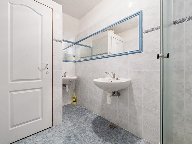 Gewerbefläche zum Kauf, 400 m² (17 von 38)