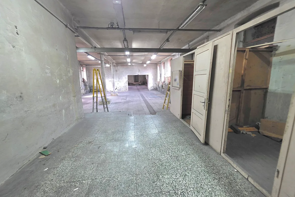 Pronájem výrobní haly, prostoru 3768 m² — fotografie 4