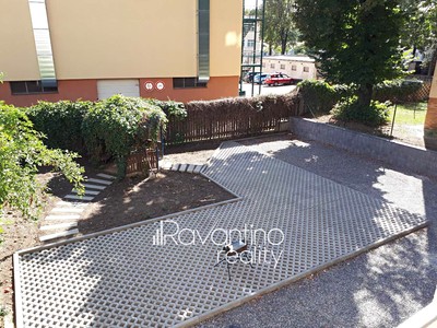 Pronájem specifického typu nemovitosti 12 m²