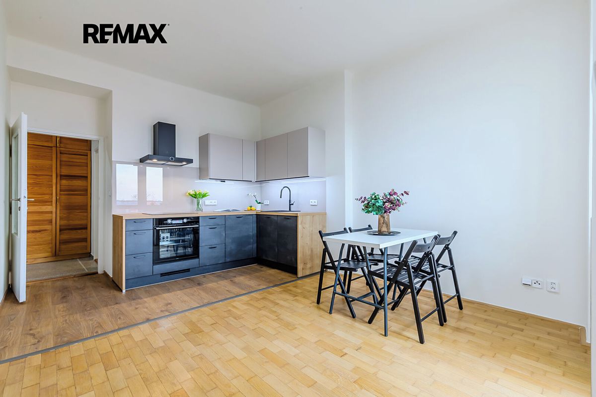 Pronájem bytu 2+kk 55 m²