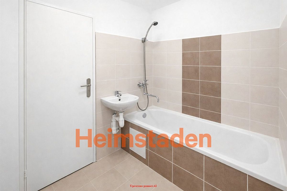 Pronájem bytu 1+1 38 m² – fotografie 4