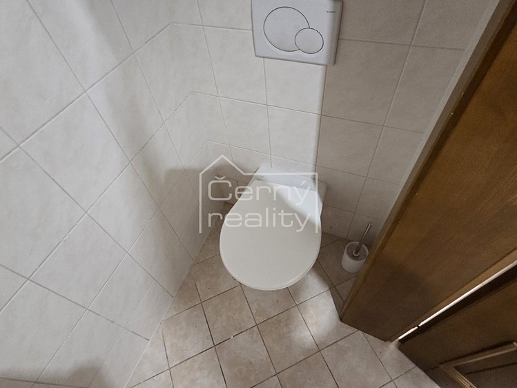 Комерційне приміщення в оренду, 80 м² (18 з 18)