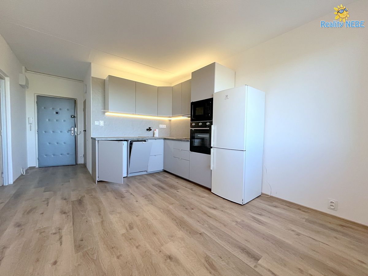 Pronájem bytu 2+kk 42 m²