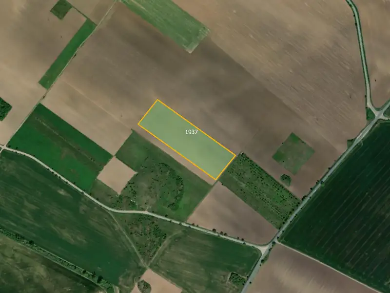 Prodej pole 25300 m², Znojmo – náhled fotky 1