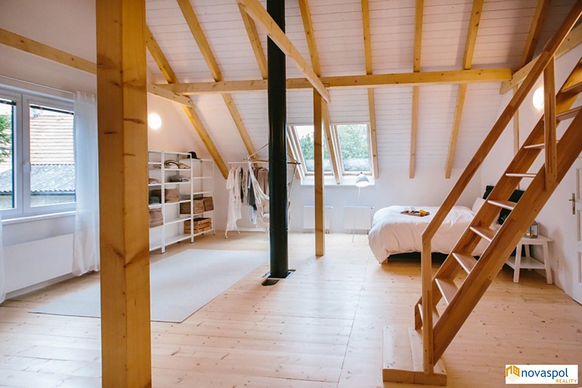 Pronájem rodinného domu 128 m², pozemek 1075 m² – fotografie 3