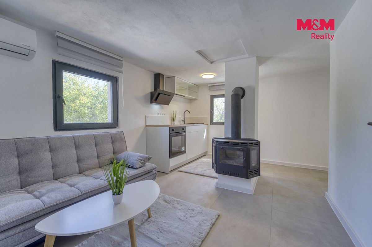 Prodej chaty 30 m², pozemek 339 m² – fotografie 2
