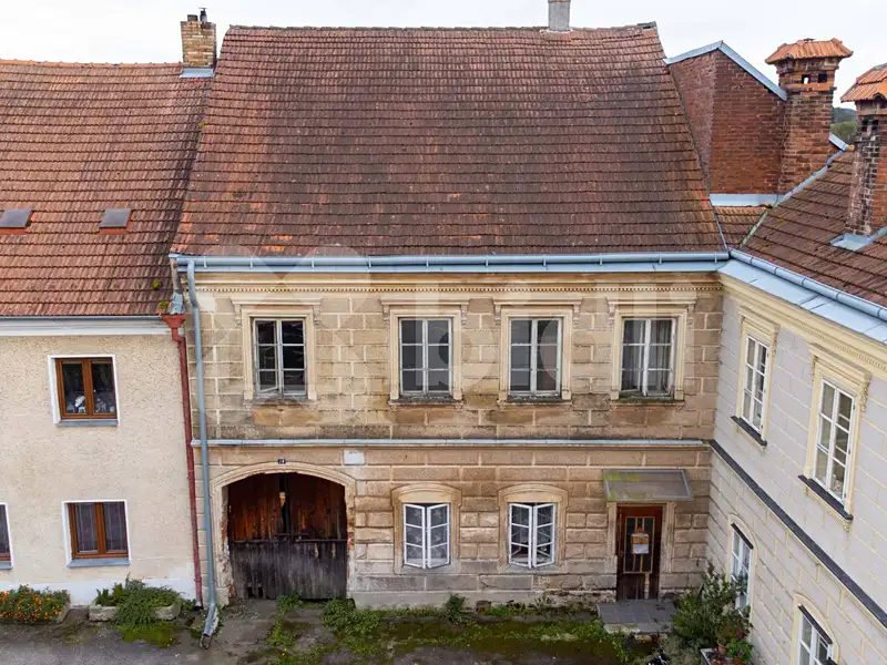 Prodej rodinného domu 198 m², pozemek 1295 m², Chvalšiny – náhled fotky 2