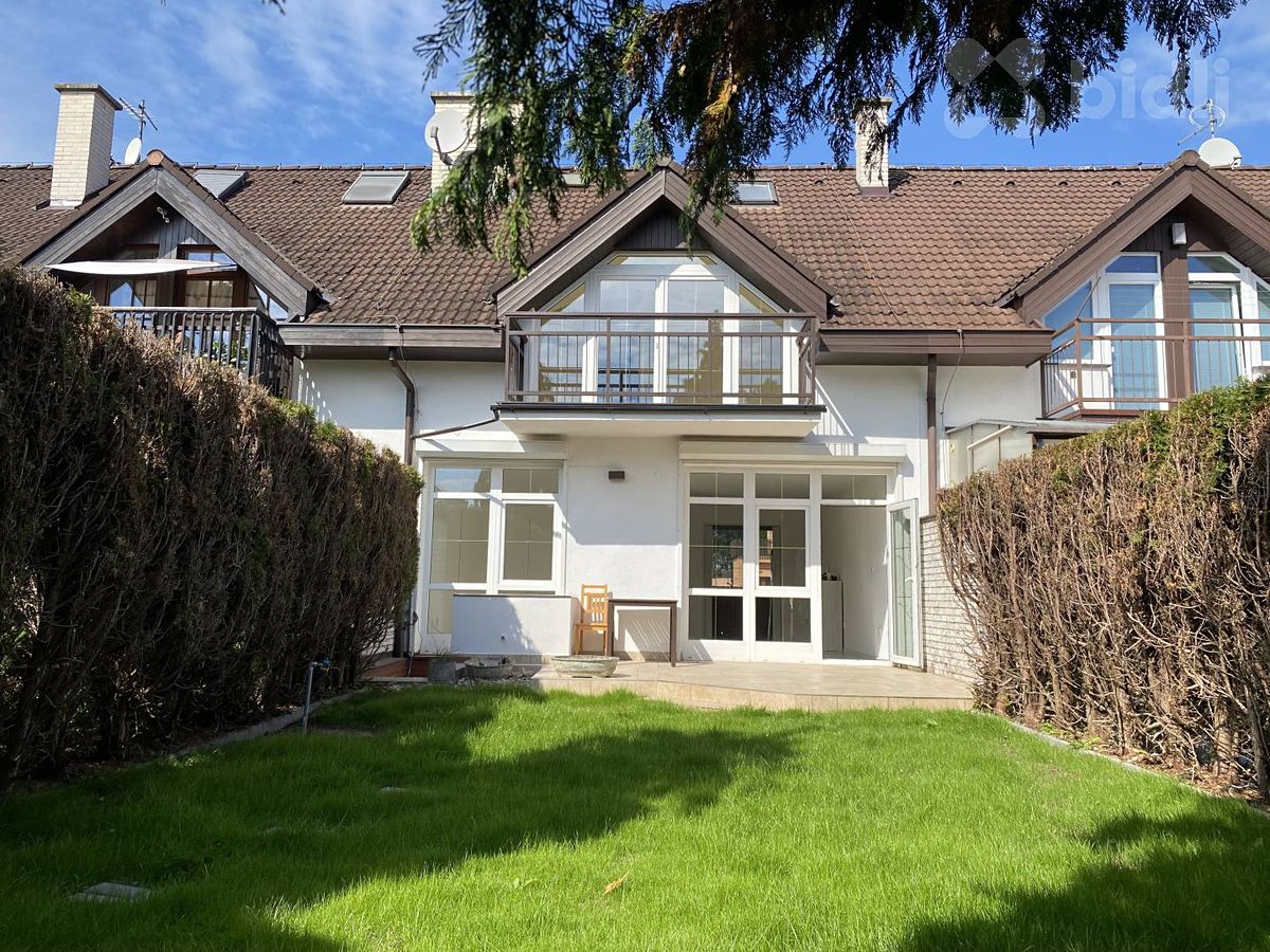 Pronájem rodinného domu 140 m², pozemek 166 m²