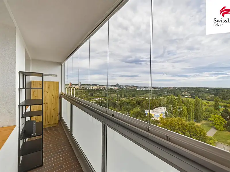 Pronájem bytu 3+1 76 m², Praha – náhled fotky 2