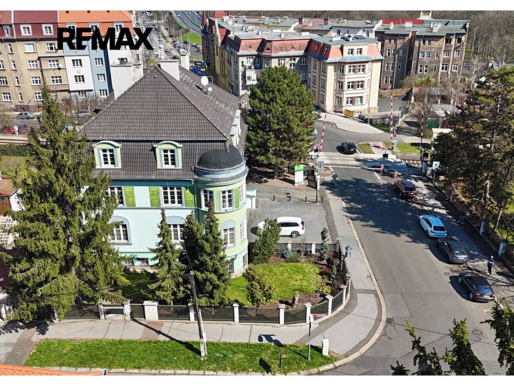 Комерційне приміщення на продаж, 730 м² (6 з 46)