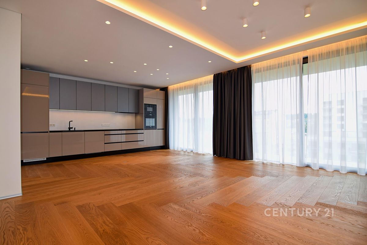 Pronájem bytu 3+kk 100 m² – fotografie 2