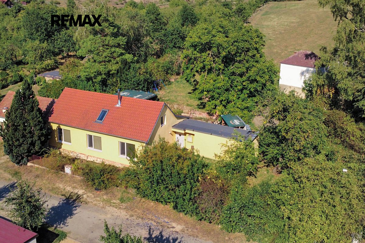 Prodej rodinného domu 80 m², pozemek 516 m² – fotografie 3