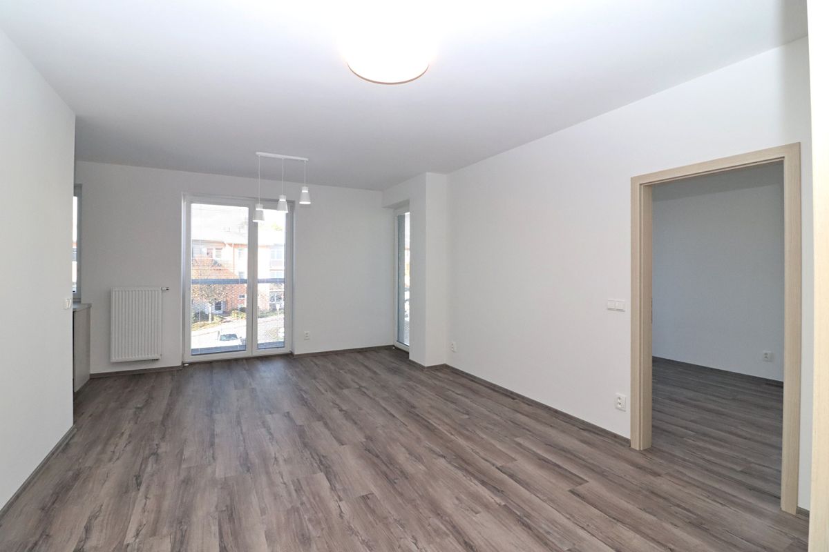 Pronájem bytu 2+kk 51 m² – fotografie 4