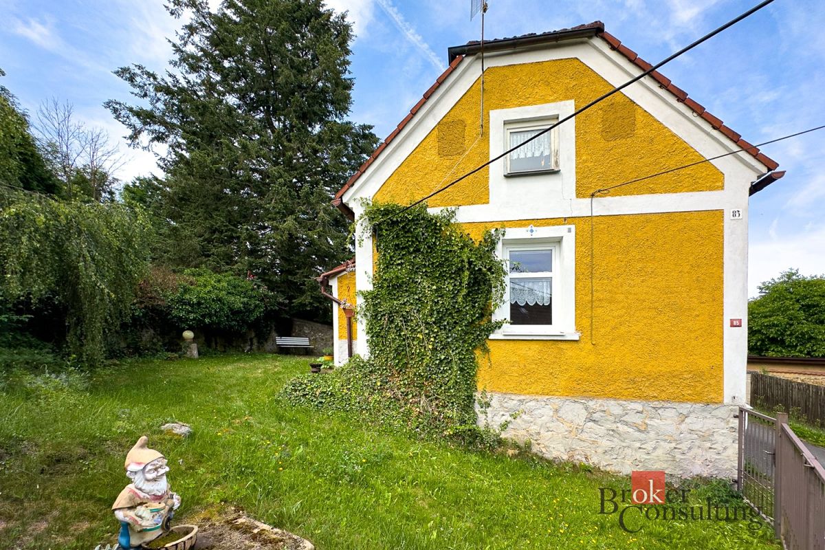 Prodej rodinného domu 120 m², pozemek 967 m² – fotografie 3