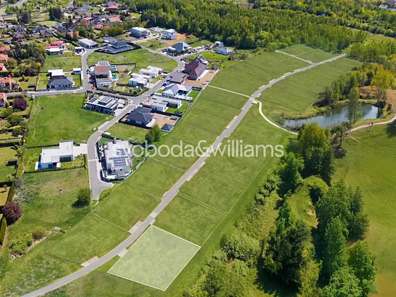 Prodej stavebního pozemku 984 m², Karlovy Vary – náhled fotky 1