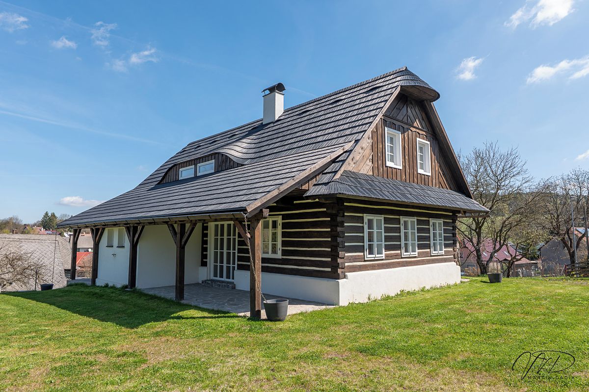 Prodej rodinného domu 158 m², pozemek 972 m²