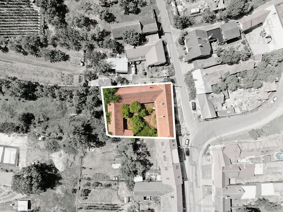 Prodej rodinného domu 370 m², pozemek 843 m² – fotografie 3