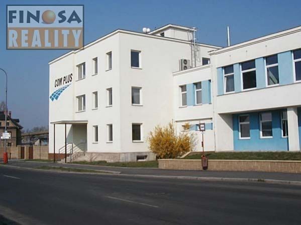 Pronájem kanceláře 541 m²