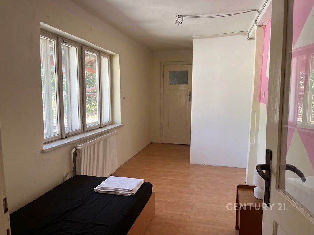 Prodej rodinného domu 141 m², pozemek 141 m² – fotografie 3