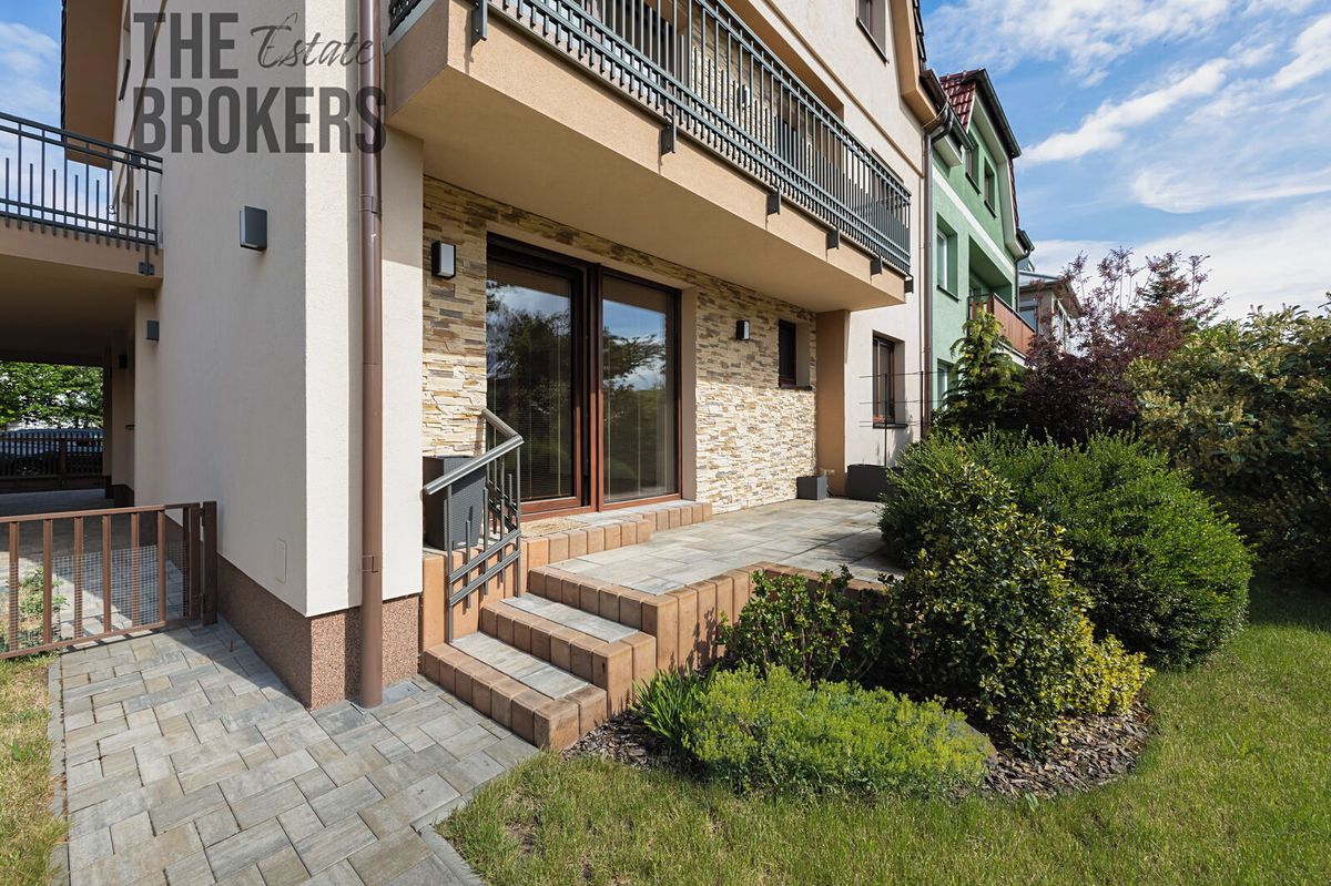 Prodej bytu 2+kk 64 m²