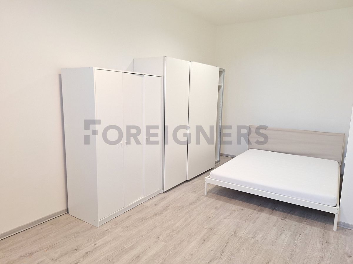 Pronájem bytu 2+kk 46 m² – fotografie 3