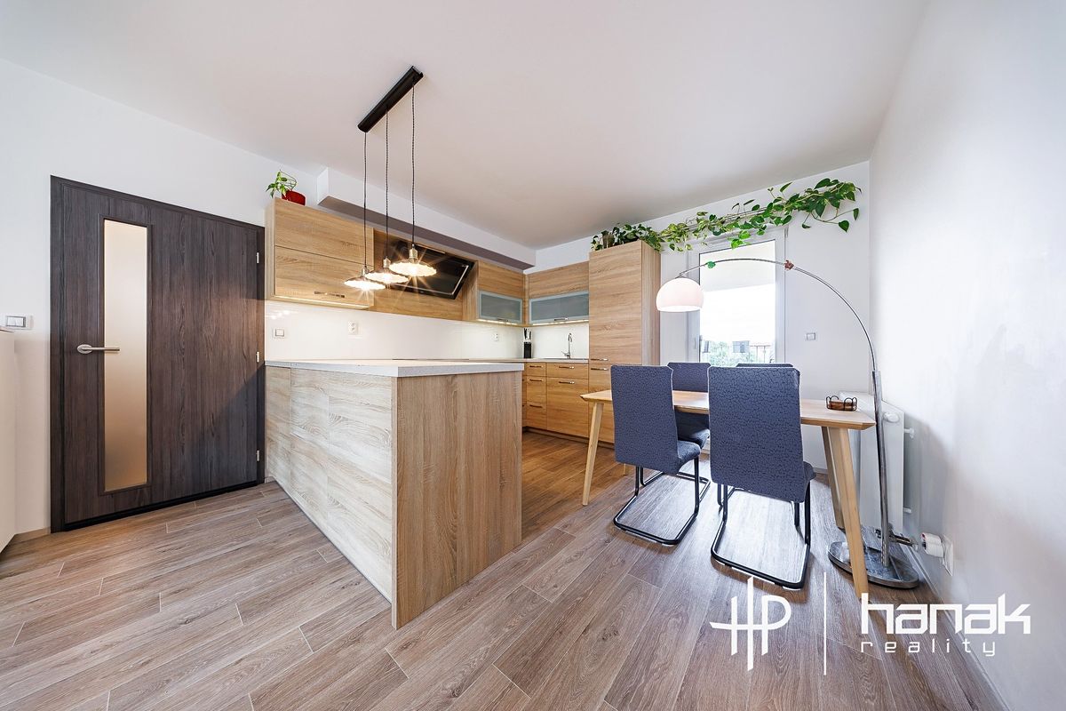 Prodej bytu 4+kk 111 m² – fotografie 2