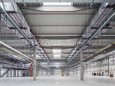 Pronájem výrobní haly, prostoru 34895 m²