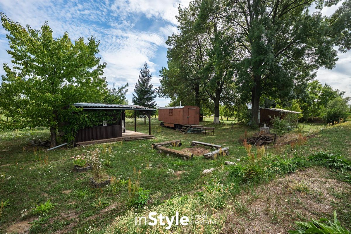 Prodej zahrady 1689 m² – fotografie 2