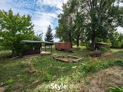 Prodej pozemku, 1 689 m² (2 z 25)
