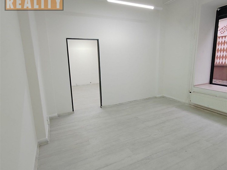 Комерційне приміщення в оренду, 31 м² (7 з 22)