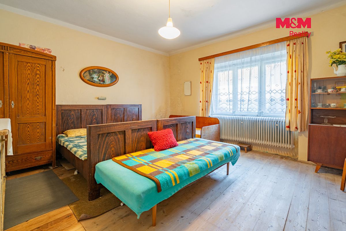 Prodej rodinného domu 84 m², pozemek 327 m² – fotografie 2