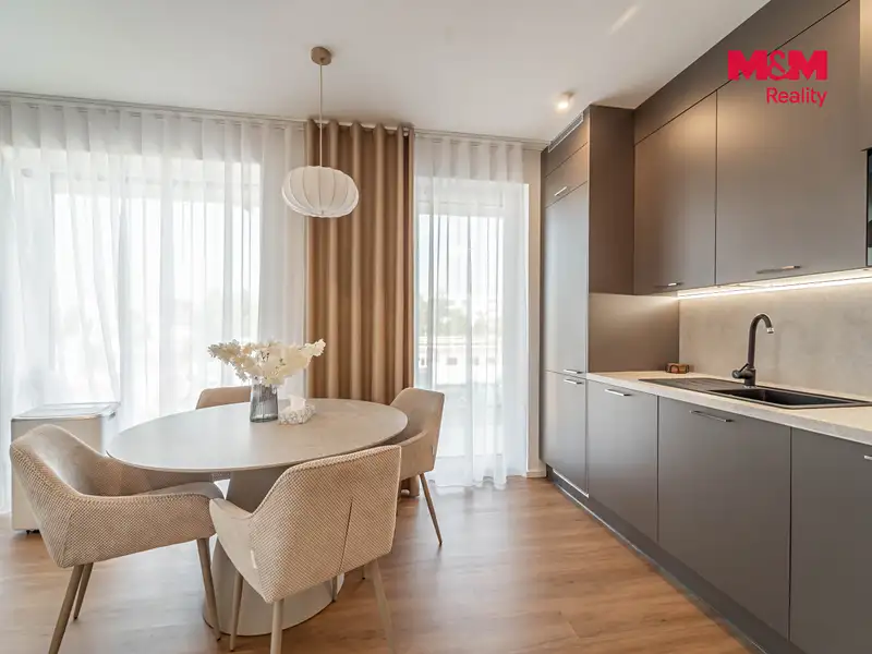 Prodej bytu 1+kk 50 m², Rokycany – náhled fotky 2