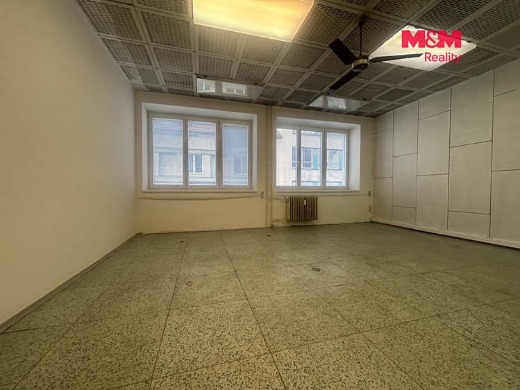 Pronájem komerčního prostoru, 28 m² (5 z 7)