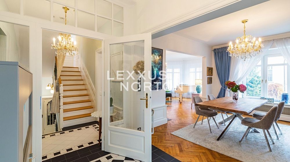 Prodej vily 289 m², pozemek 365 m² – fotografie 4