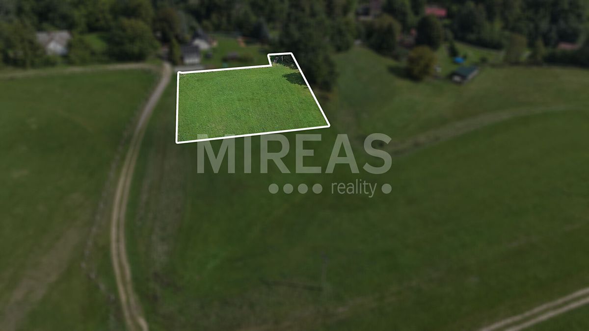 Prodej stavebního pozemku 2511 m²