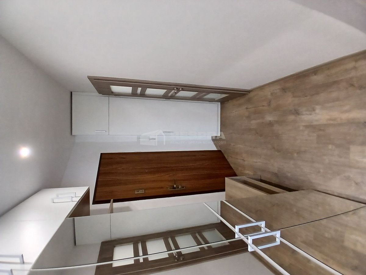 Pronájem bytu 2+kk 60 m² – fotografie 5