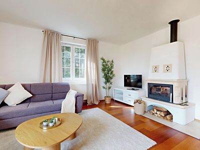 Prodej rodinného domu 225 m², pozemek 912 m²