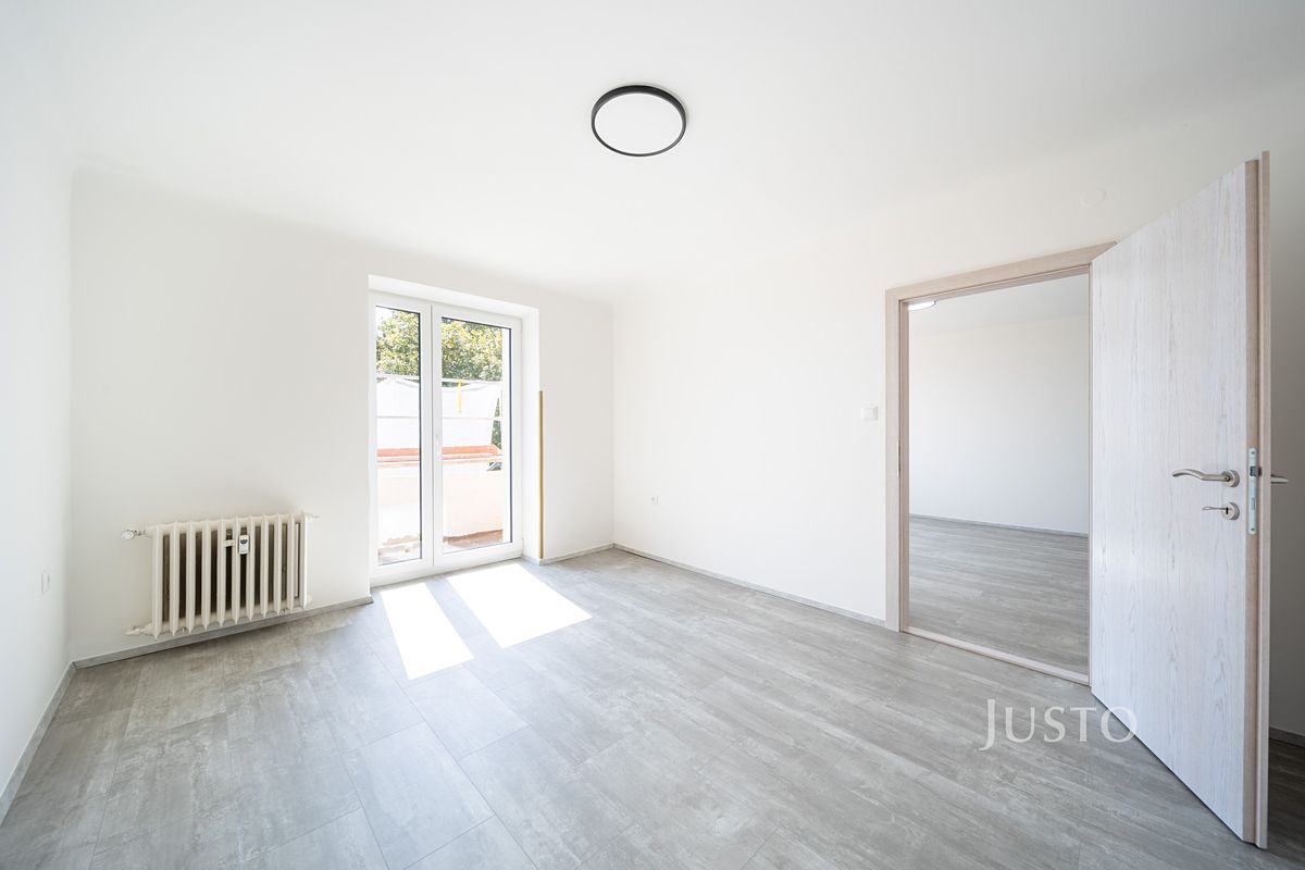 Pronájem bytu 2+1 56 m² – fotografie 3