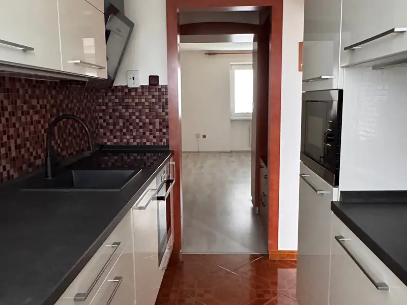 Pronájem bytu 3+1 65 m², Bystřice – náhled fotky 1