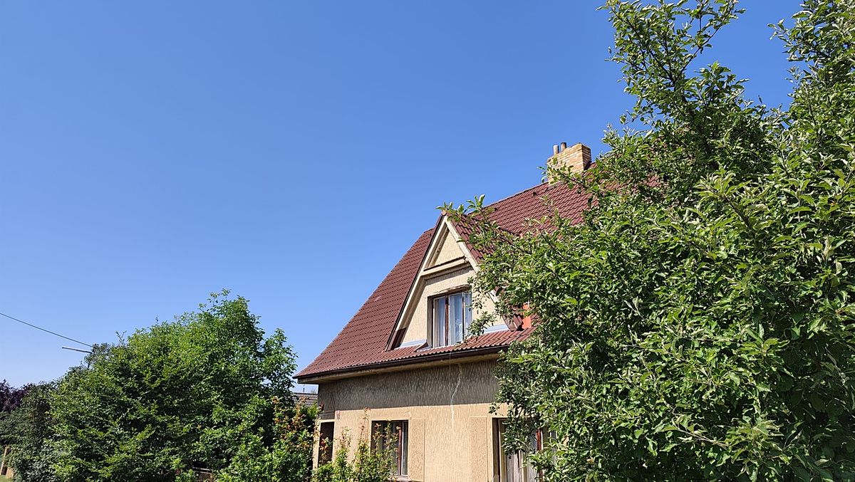 Prodej rodinného domu 250 m², pozemek 1590 m² – fotografie 2