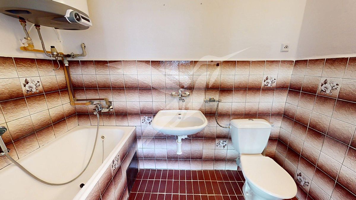 Pronájem bytu 2+kk 55 m² – fotografie 3