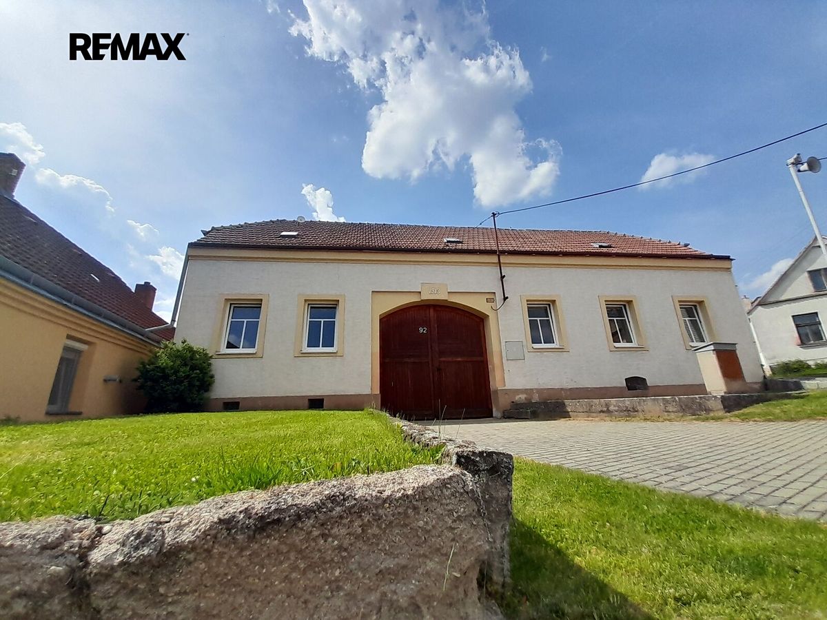 Prodej rodinného domu 165 m², pozemek 1659 m²